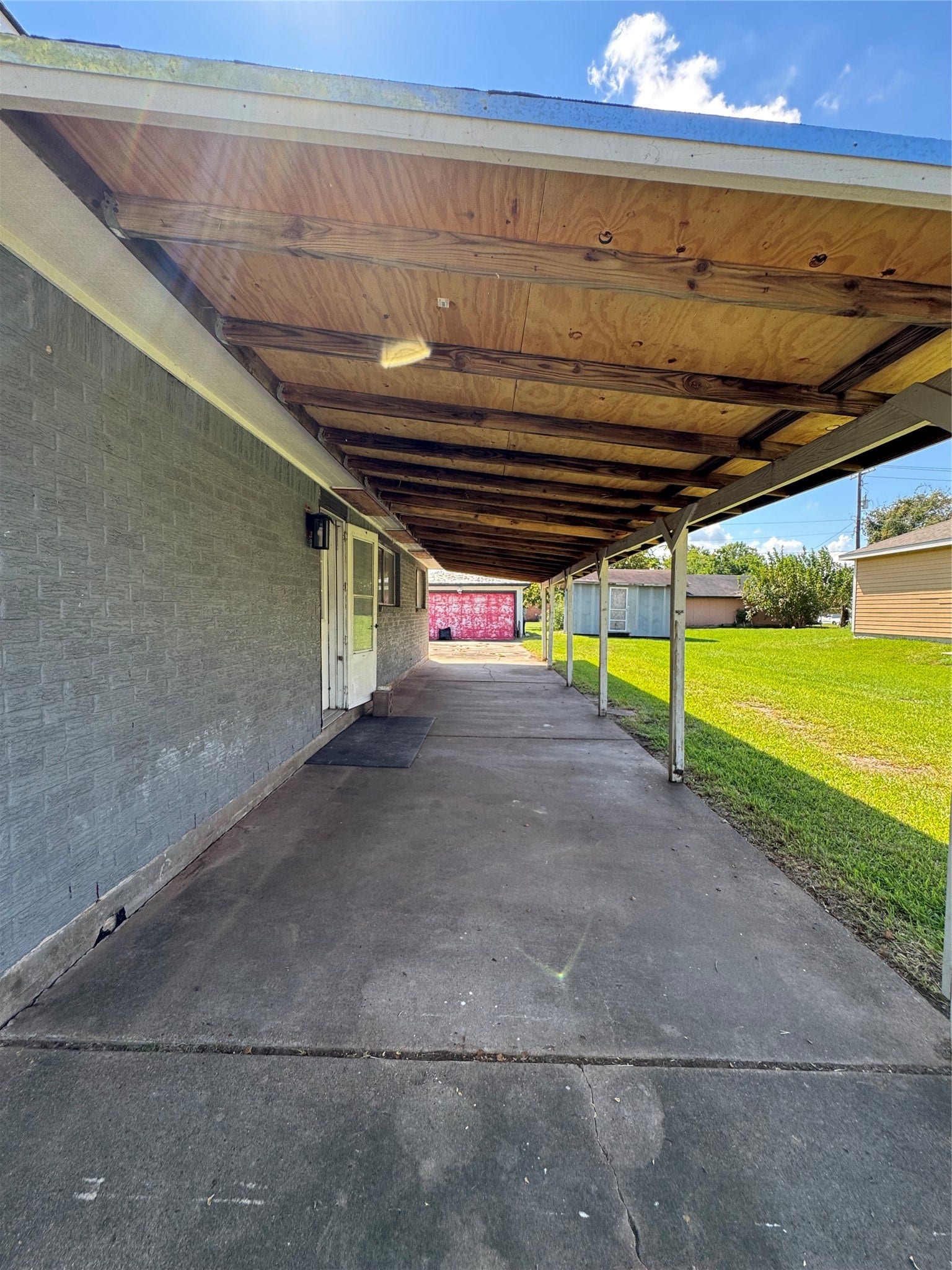 1601 N Avenue T, Freeport, TX 77541