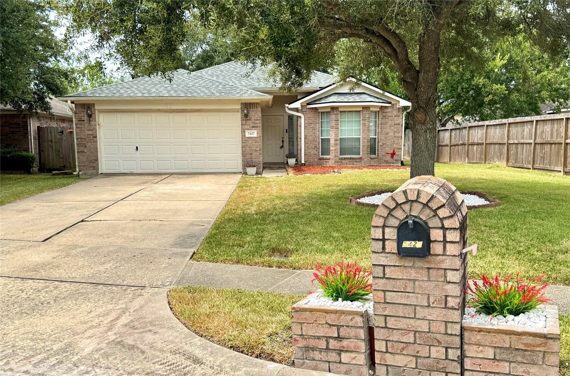 5427 Chase Wood Drive, Bacliff, TX 77518 5427 Chase Wood Drive, Bacliff, TX 77518