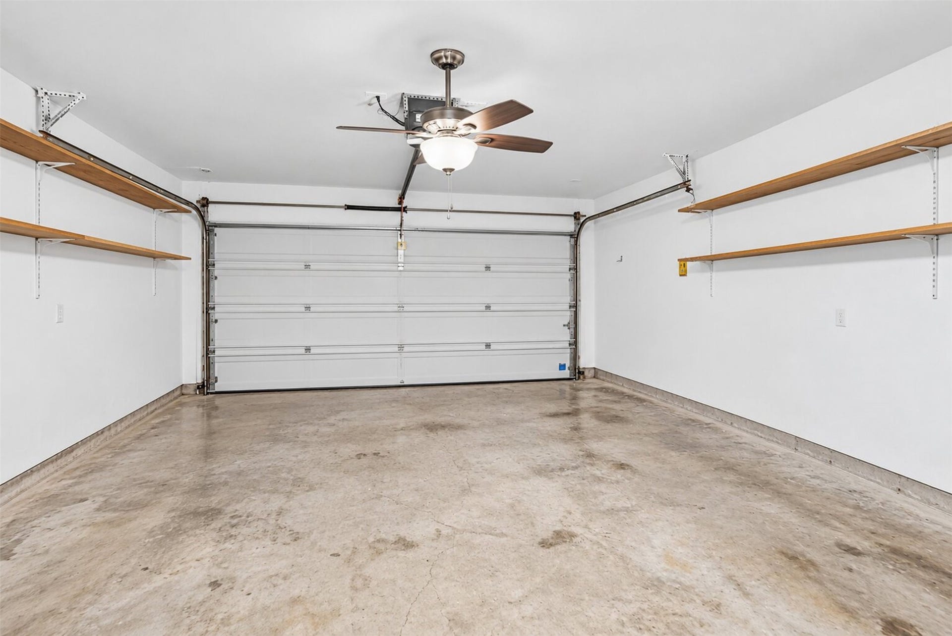 2627 White Bluff Lane, Houston, TX 77038 AI generated