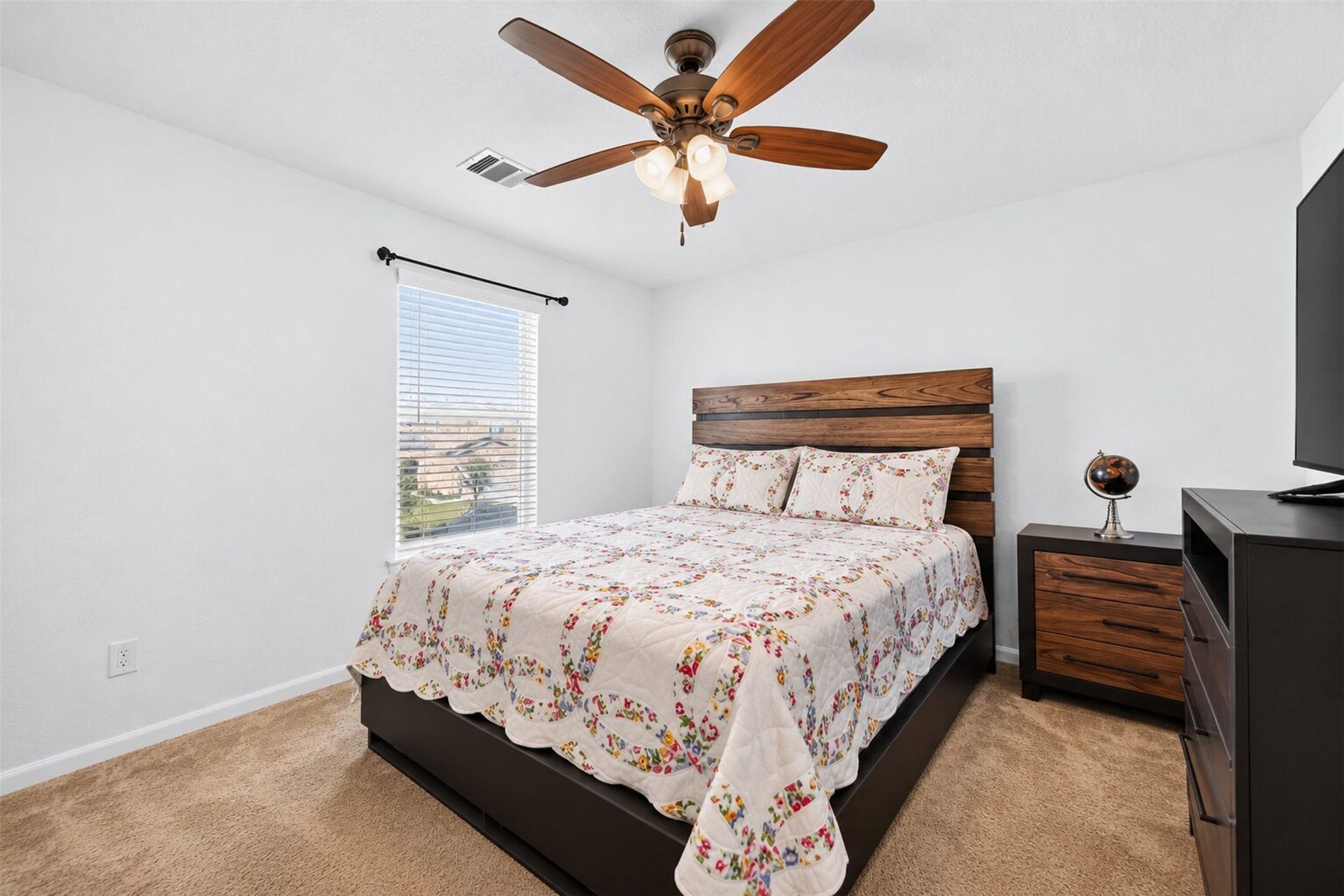 2627 White Bluff Lane, Houston, TX 77038 3rd bedroom