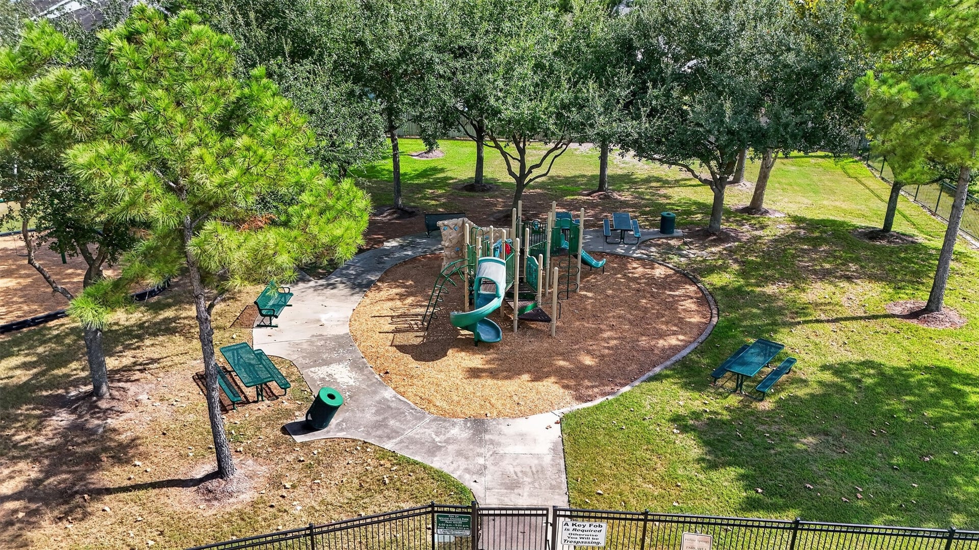 2627 White Bluff Lane, Houston, TX 77038 2627 White Bluff Lane, Houston, TX 77038