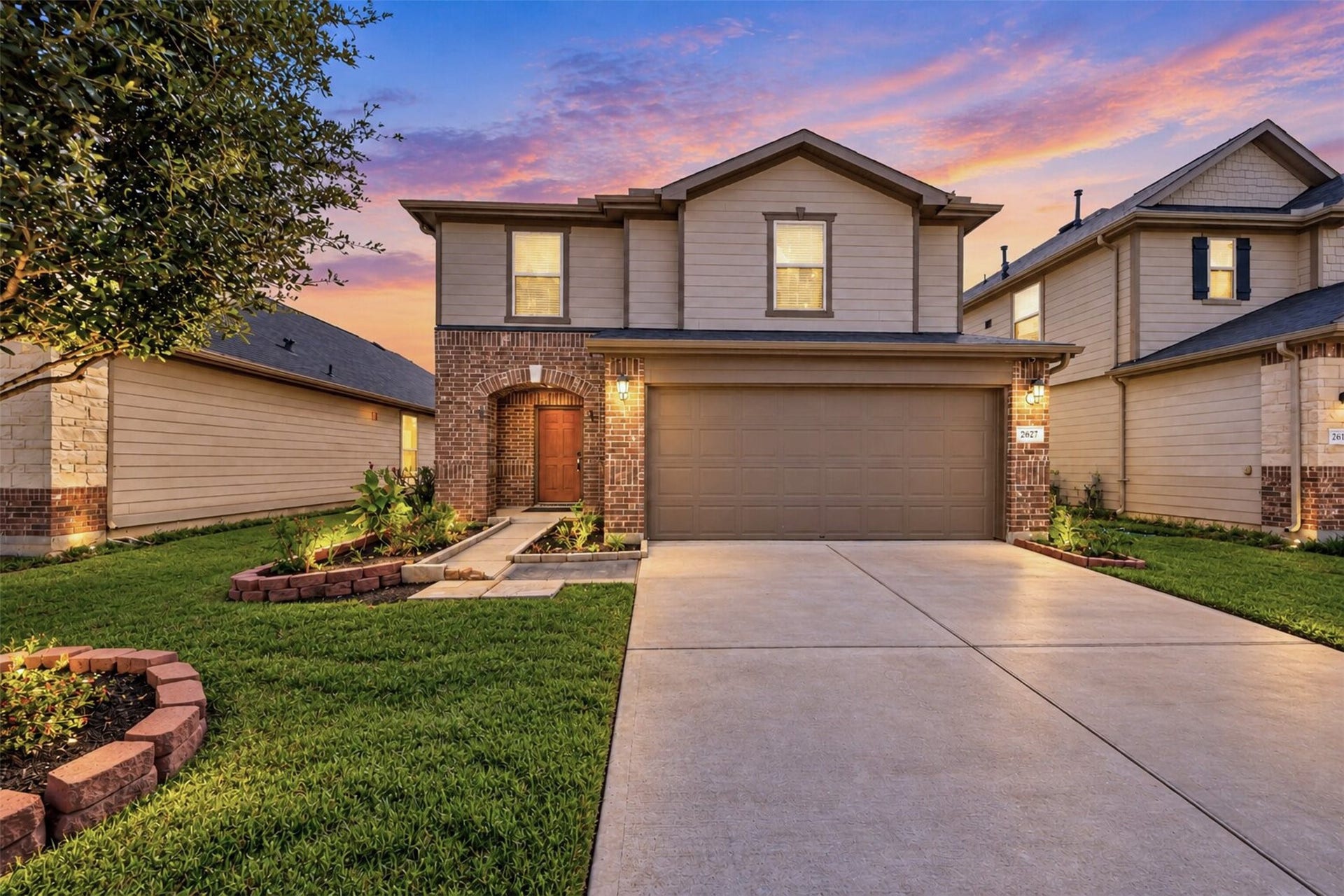 2627 White Bluff Lane, Houston, TX 77038 2627 White Bluff Lane, Houston, TX 77038