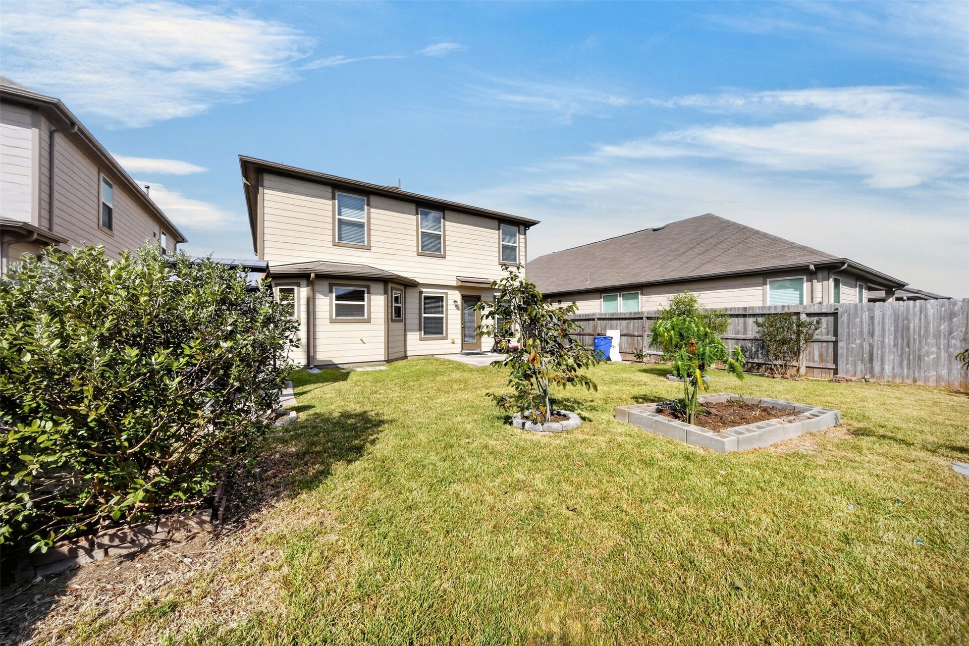 2627 White Bluff Lane, Houston, TX 77038 Big backyard with fruit trees