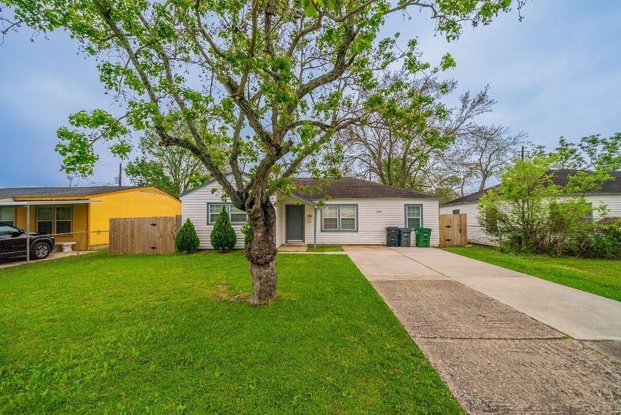 Property photo for 4306 Groton Drive, Houston, TX