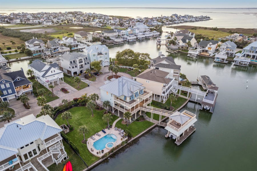 Property photo for 3315 Windlass Court, Galveston, TX