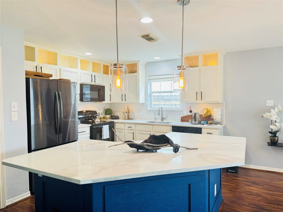 Property photo for 11927 W Vita Circle, Houston, TX