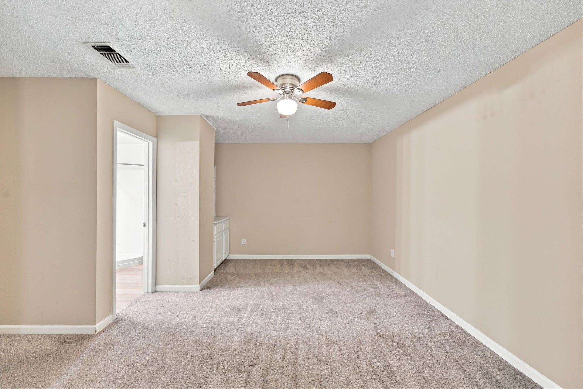 13317 Rene Circle, Santa Fe, TX 77510 13317 Rene Circle, Santa Fe, TX 77510
