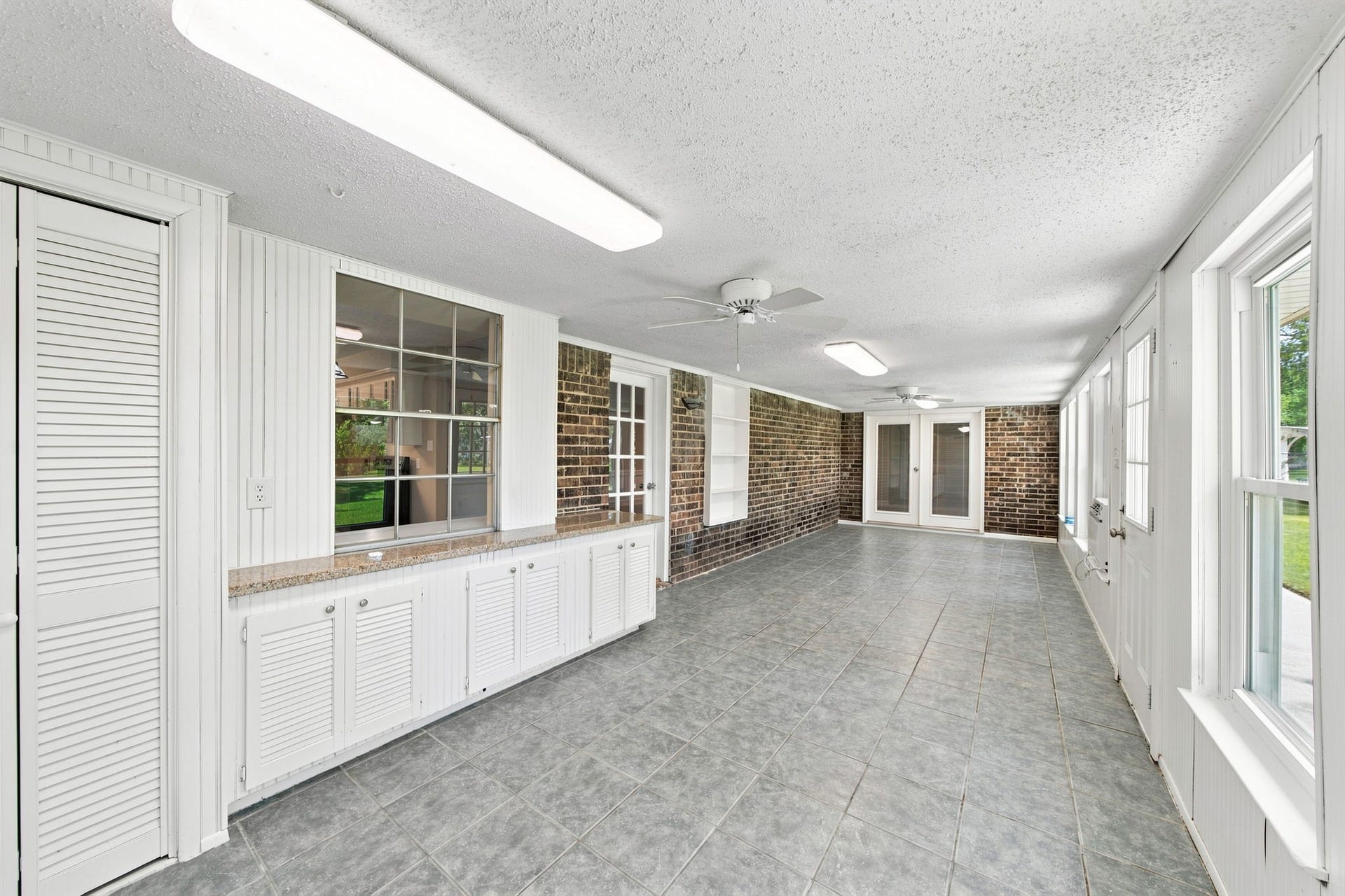 13317 Rene Circle, Santa Fe, TX 77510 Sun room