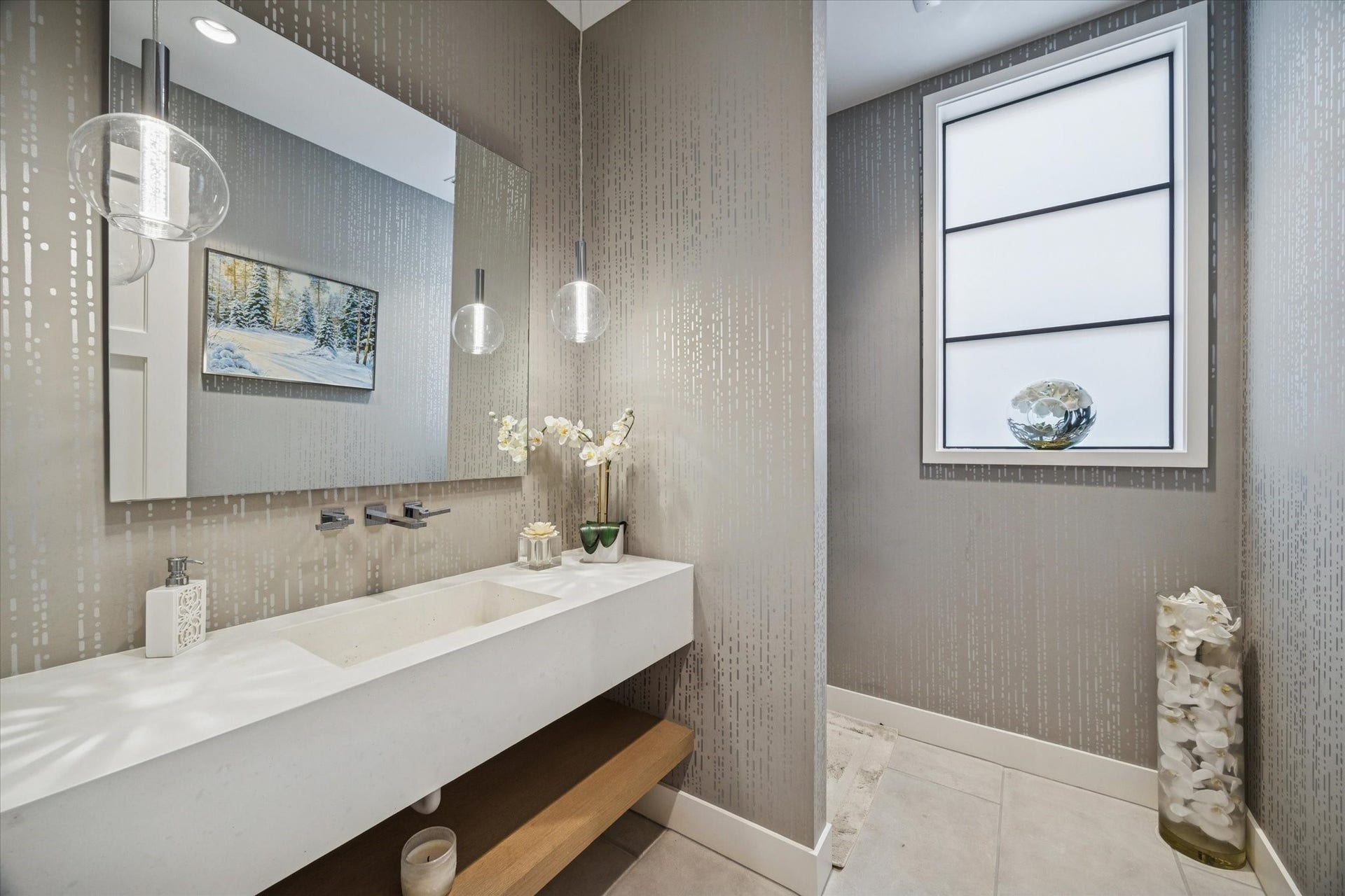 212 E Cowan Drive, Houston, TX 77007 212 E Cowan Drive, Houston, TX 77007