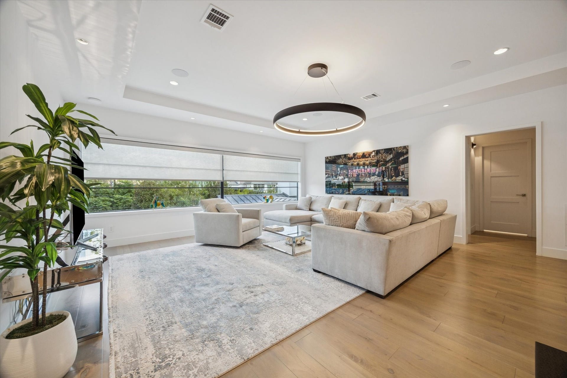 212 E Cowan Drive, Houston, TX 77007 212 E Cowan Drive, Houston, TX 77007