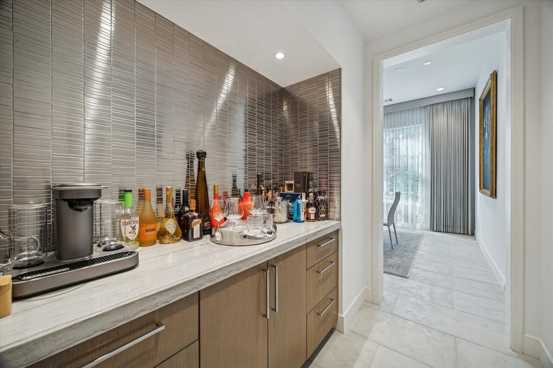 212 E Cowan Drive, Houston, TX 77007 212 E Cowan Drive, Houston, TX 77007