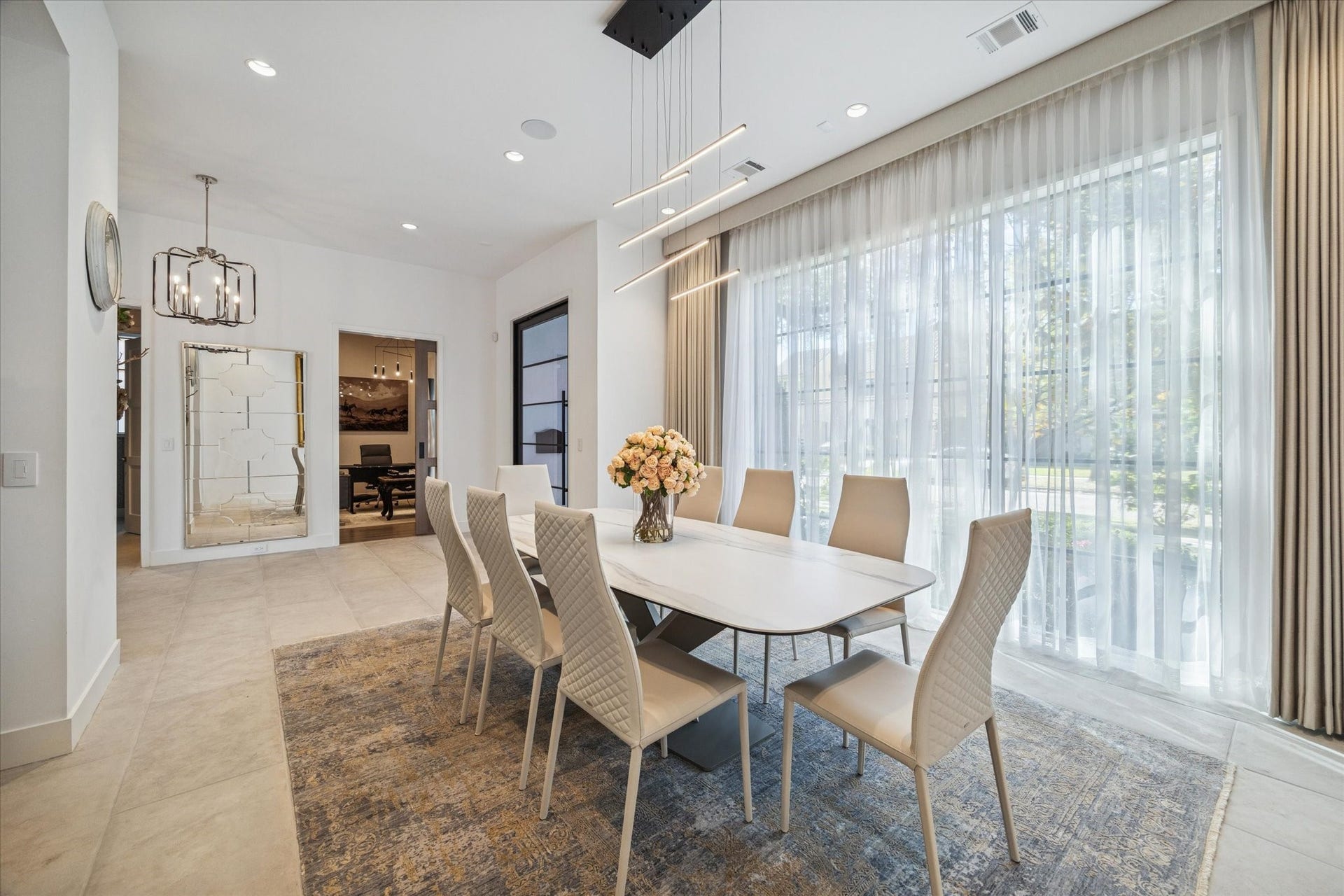 212 E Cowan Drive, Houston, TX 77007 212 E Cowan Drive, Houston, TX 77007