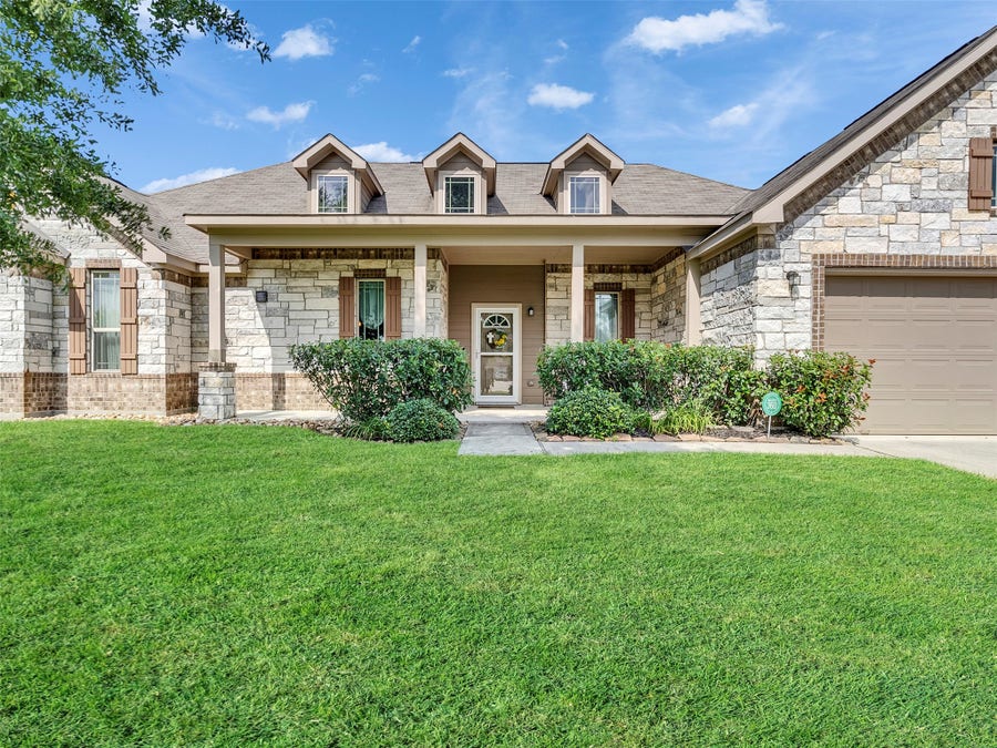 Property photo for 6264 Rolling Hills Road, Conroe, TX