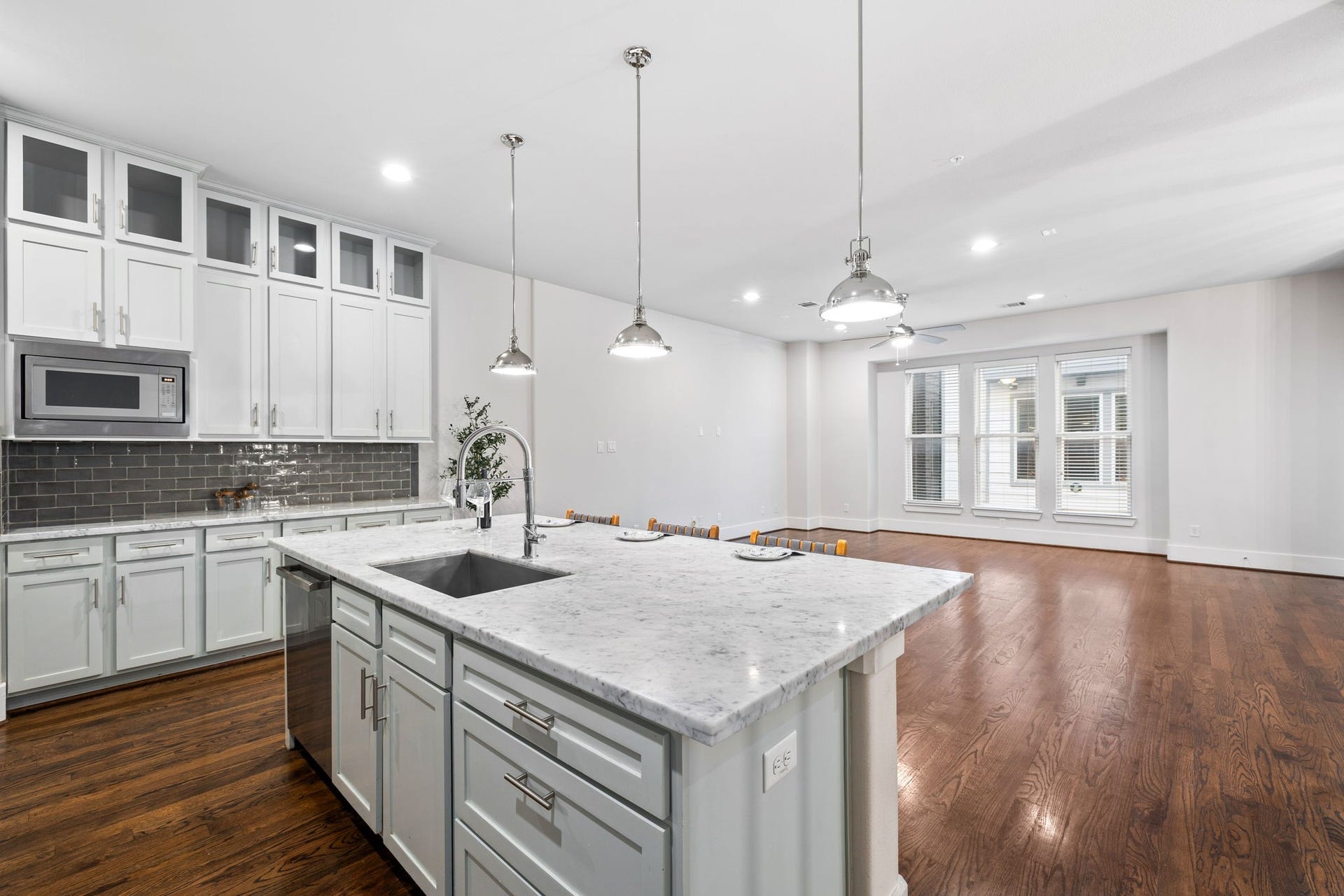 916 Yale Street, #D, Houston, TX 77008