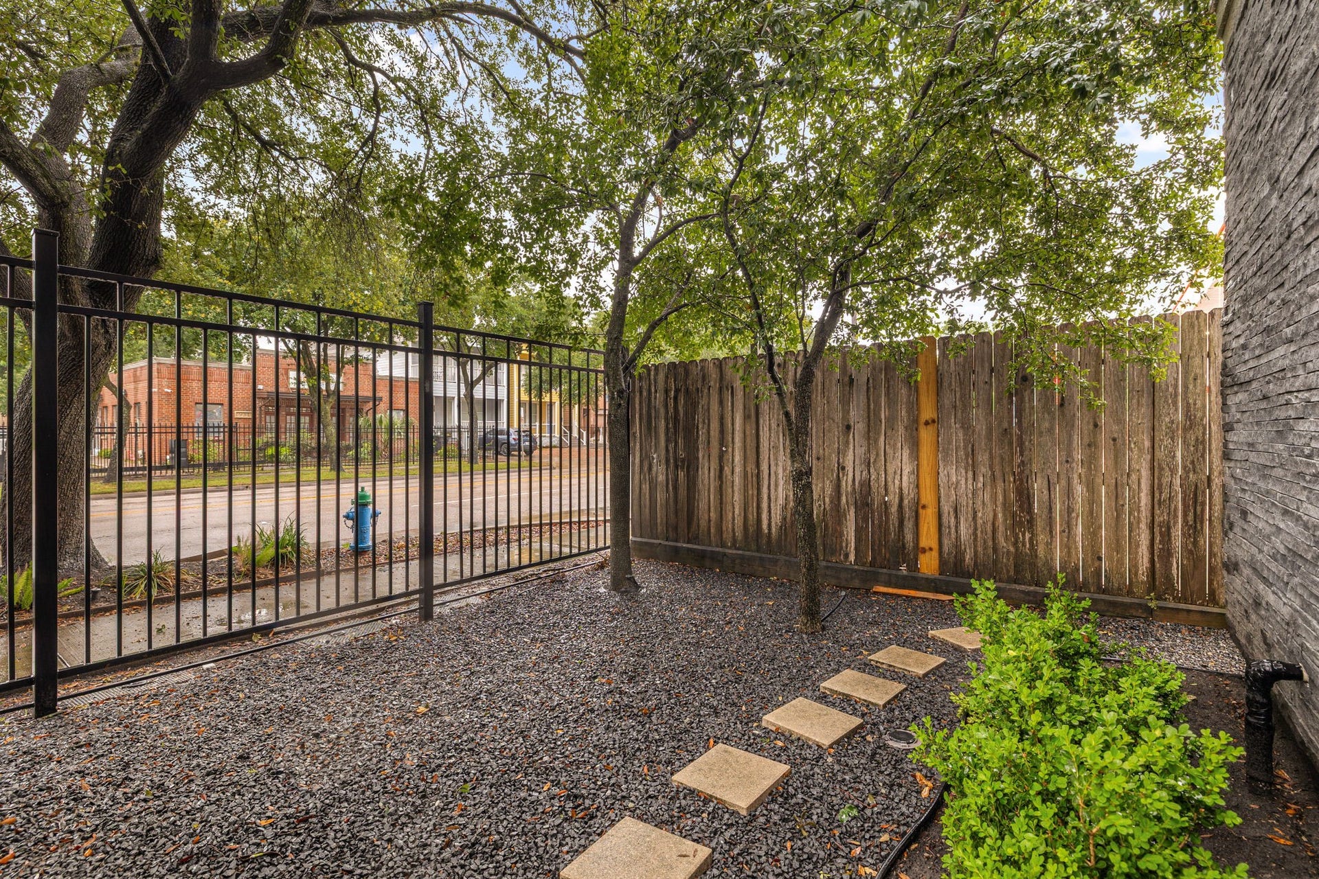 916 Yale Street, #D, Houston, TX 77008