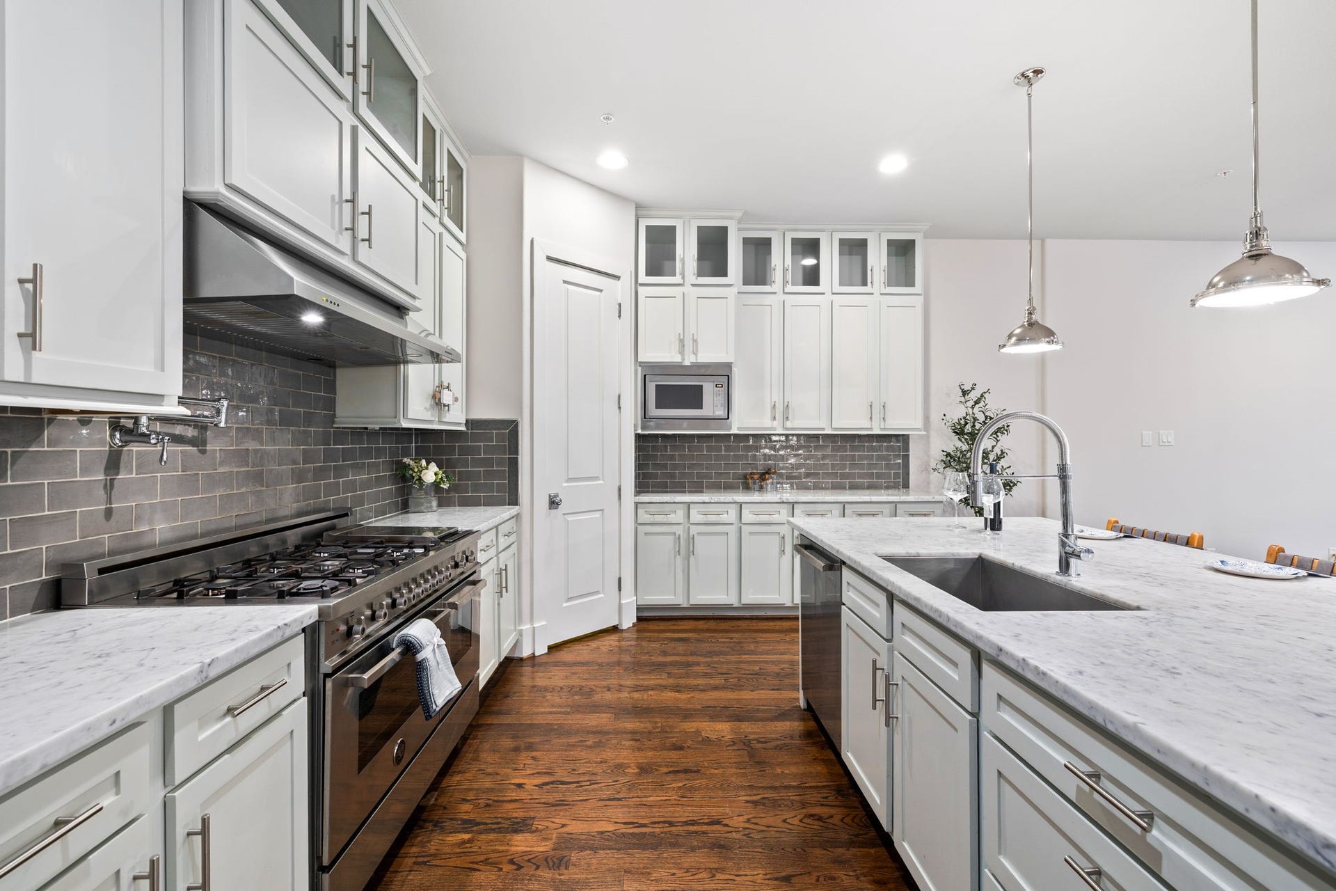 916 Yale Street, #D, Houston, TX 77008
