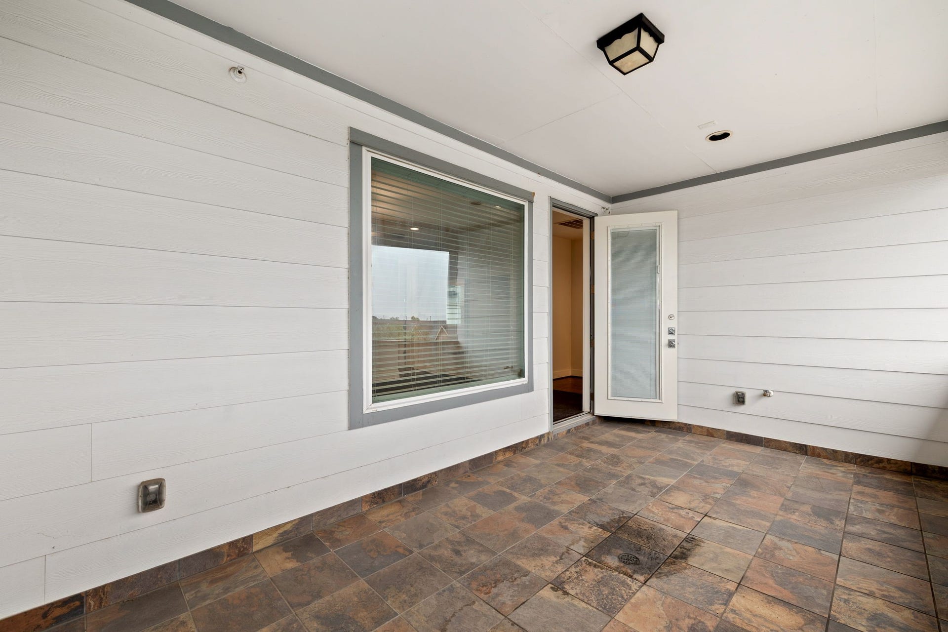 916 Yale Street, #D, Houston, TX 77008