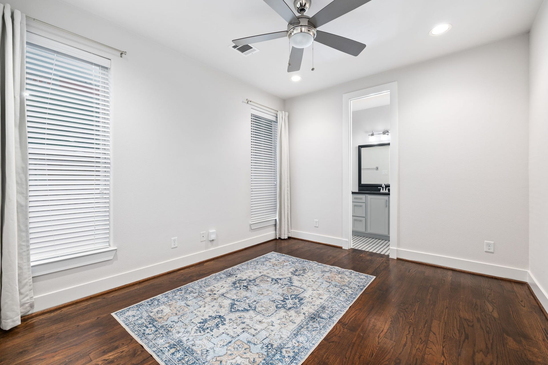 916 Yale Street, #D, Houston, TX 77008