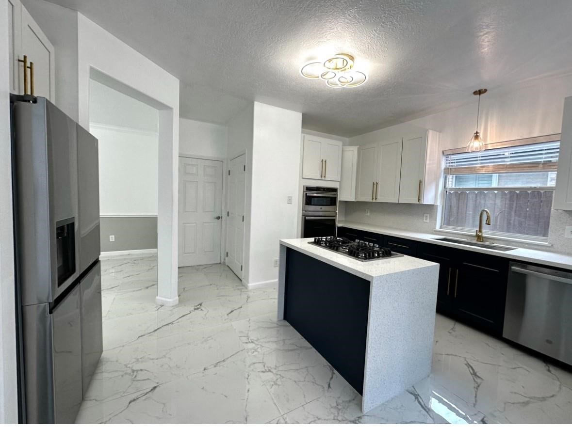 556 Cedar Fork Drive, League City, TX 77573 556 Cedar Fork Drive, League City, TX 77573