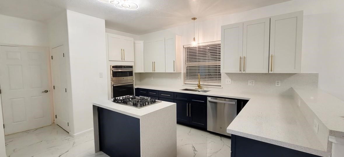 556 Cedar Fork Drive, League City, TX 77573 556 Cedar Fork Drive, League City, TX 77573