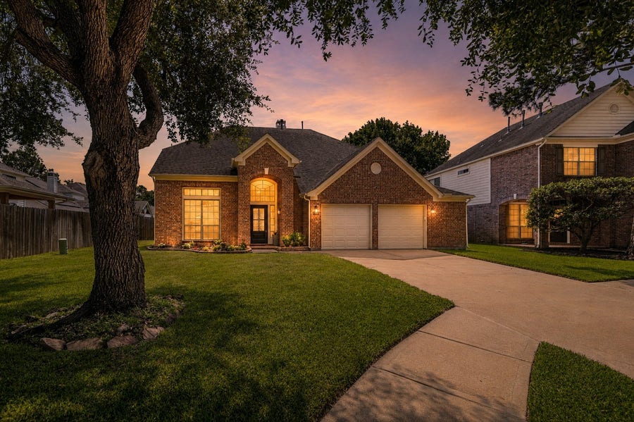 Property photo for 16210 Broken Timber Circle, Houston, TX