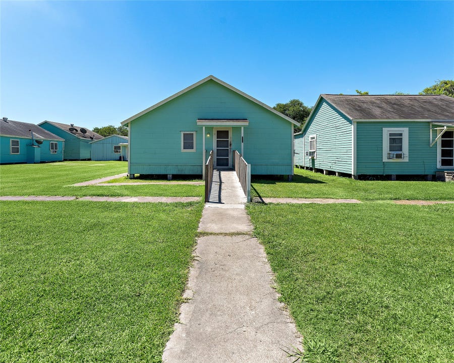 Property photo for 311 9th Street N, Texas City, TX