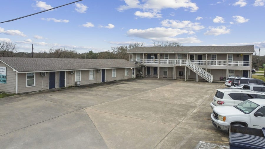 Property photo for 3527 Fm 523 Road, Oyster Creek, TX