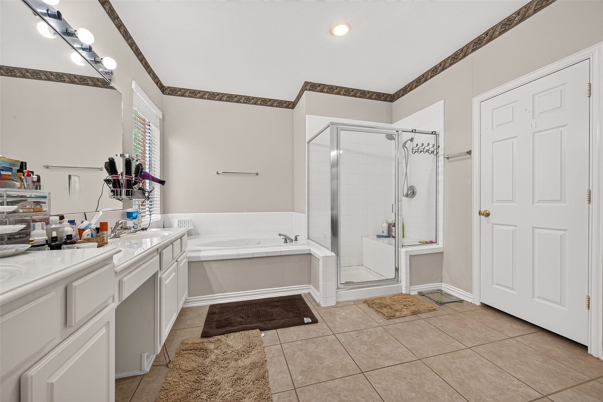 214 Kentwood Ridge Court, Sugar Land, TX 77479 214 Kentwood Ridge Court, Sugar Land, TX 77479