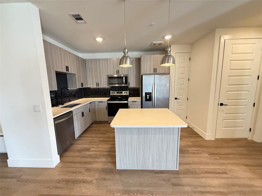Property photo for 2520 Washington Ave, #B4, Houston, TX