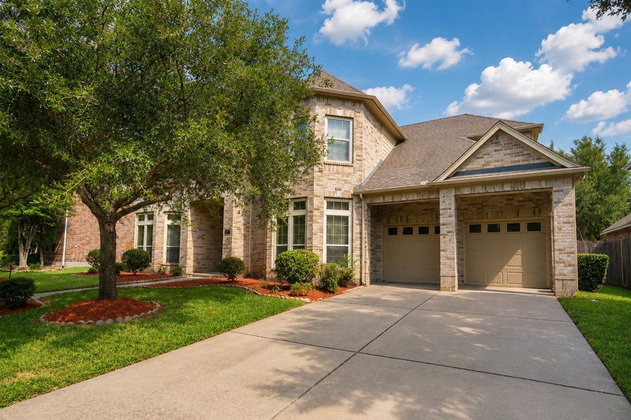 Property photo for 7611 Herndon Place, Sugar Land, TX
