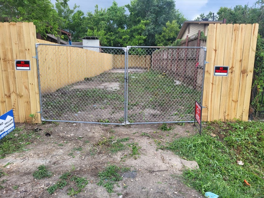 Property photo for 629 E 37th St Street, Houston, TX
