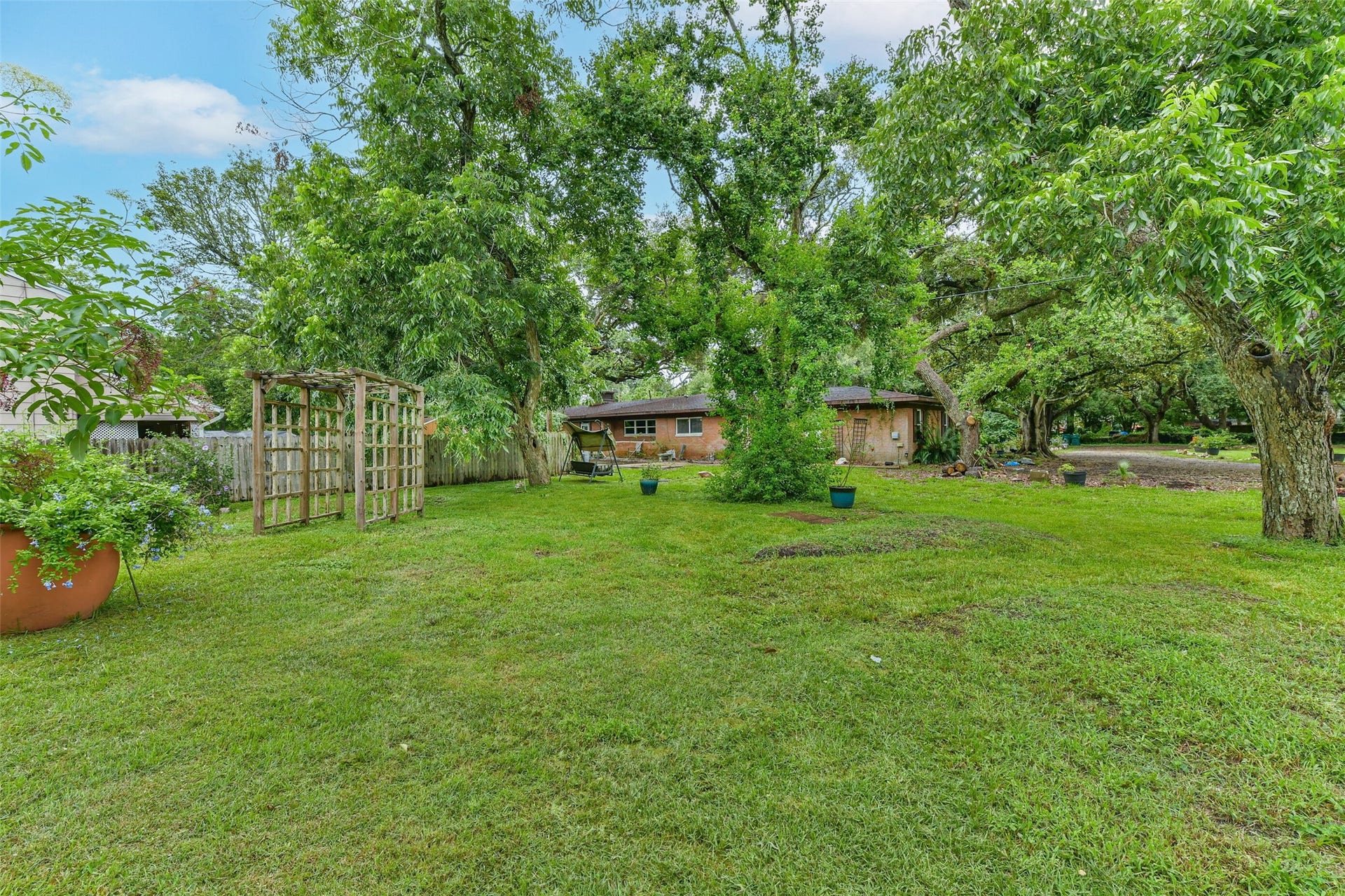 623 Laurel Street, La Marque, TX 77568 View from front of the lot on Estates drive looking back towards the house.