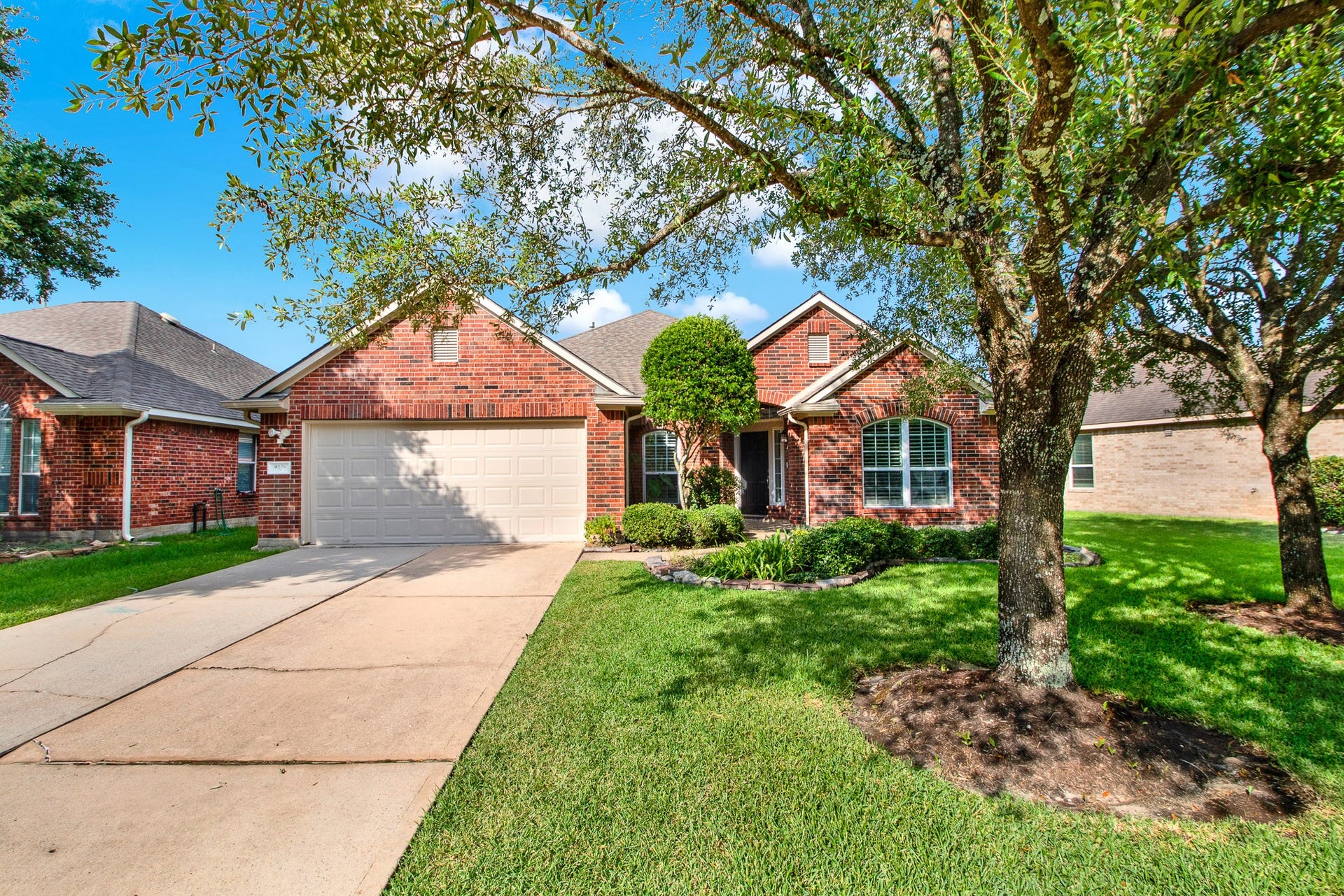 9226 Fernwillow Drive, Spring, TX 77379