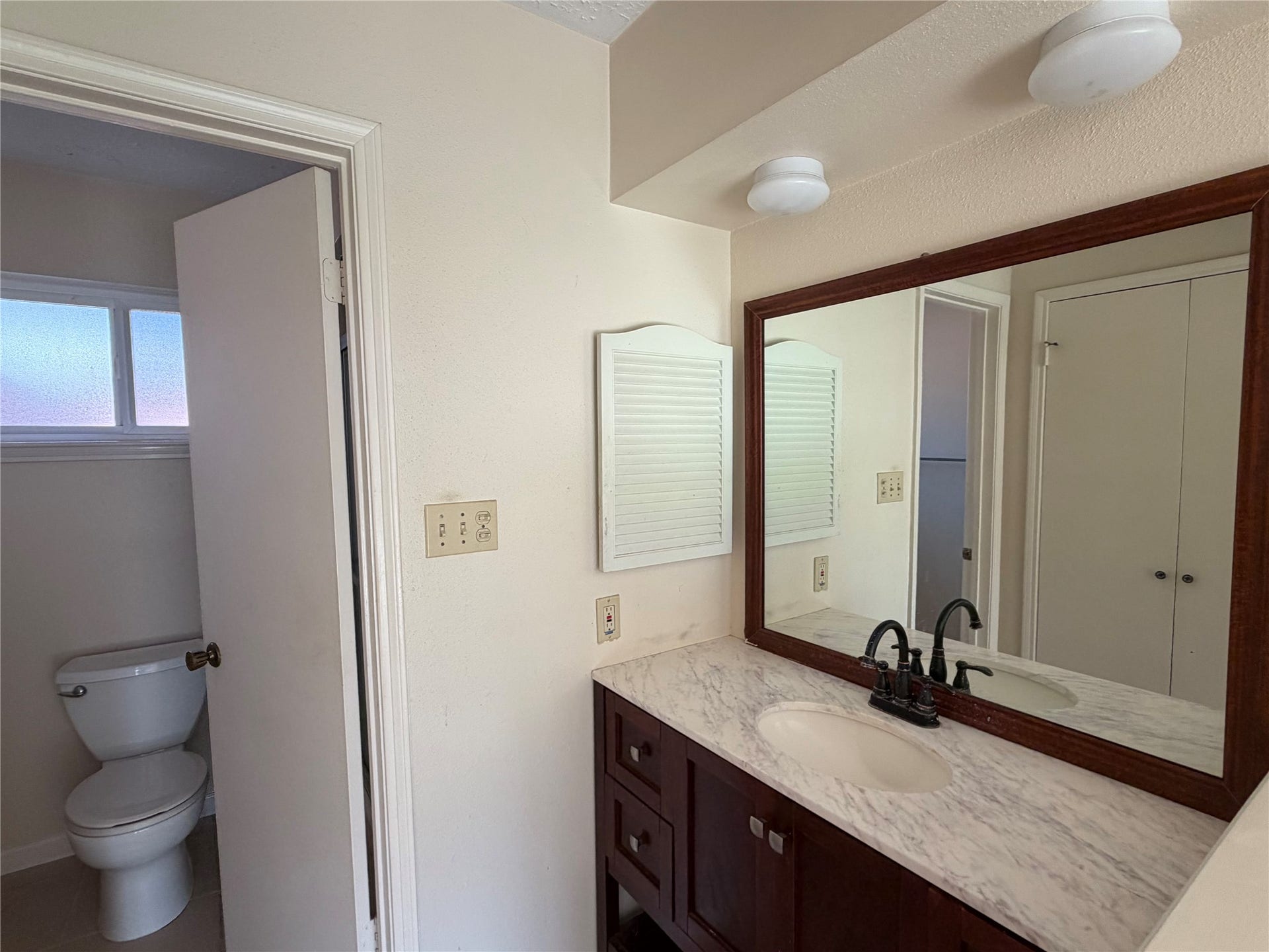 2535 Coopers Post Lane, Sugar Land, TX 77478 2535 Coopers Post Lane, Sugar Land, TX 77478