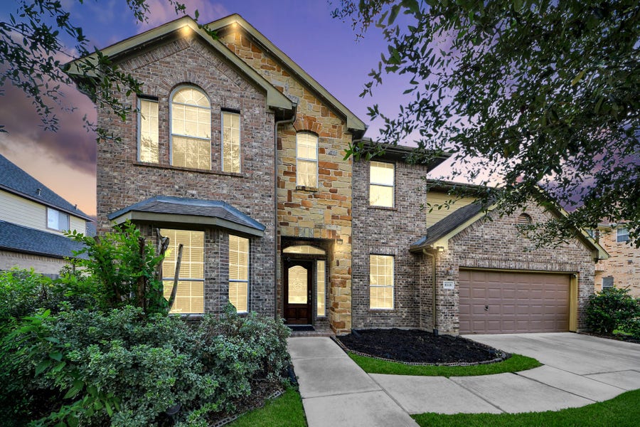 Property photo for 8518 River Cliff Lane, Houston, TX