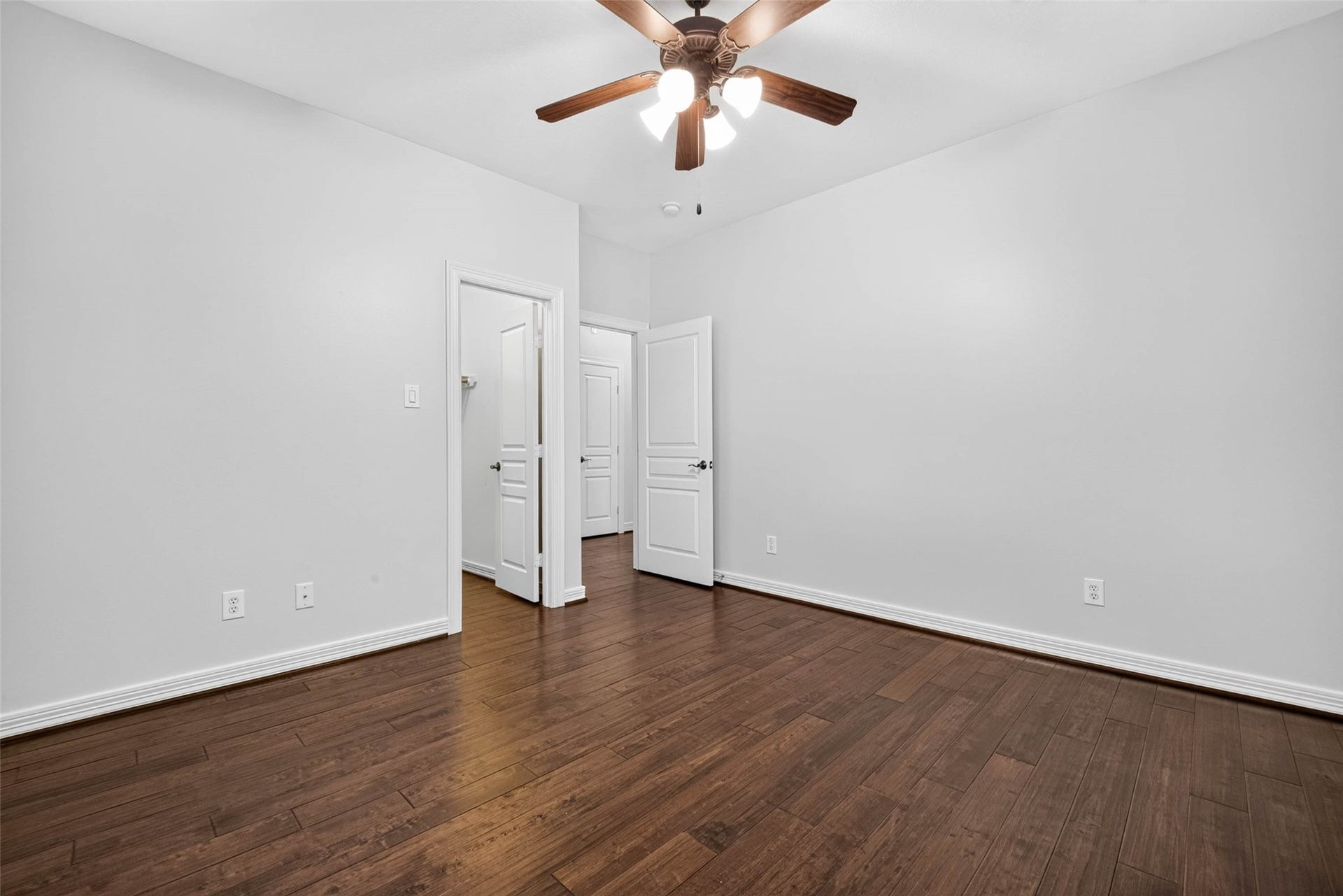 12455 Cedar Breaks Court, Humble, TX 77346 One of three bedrooms upstairs.