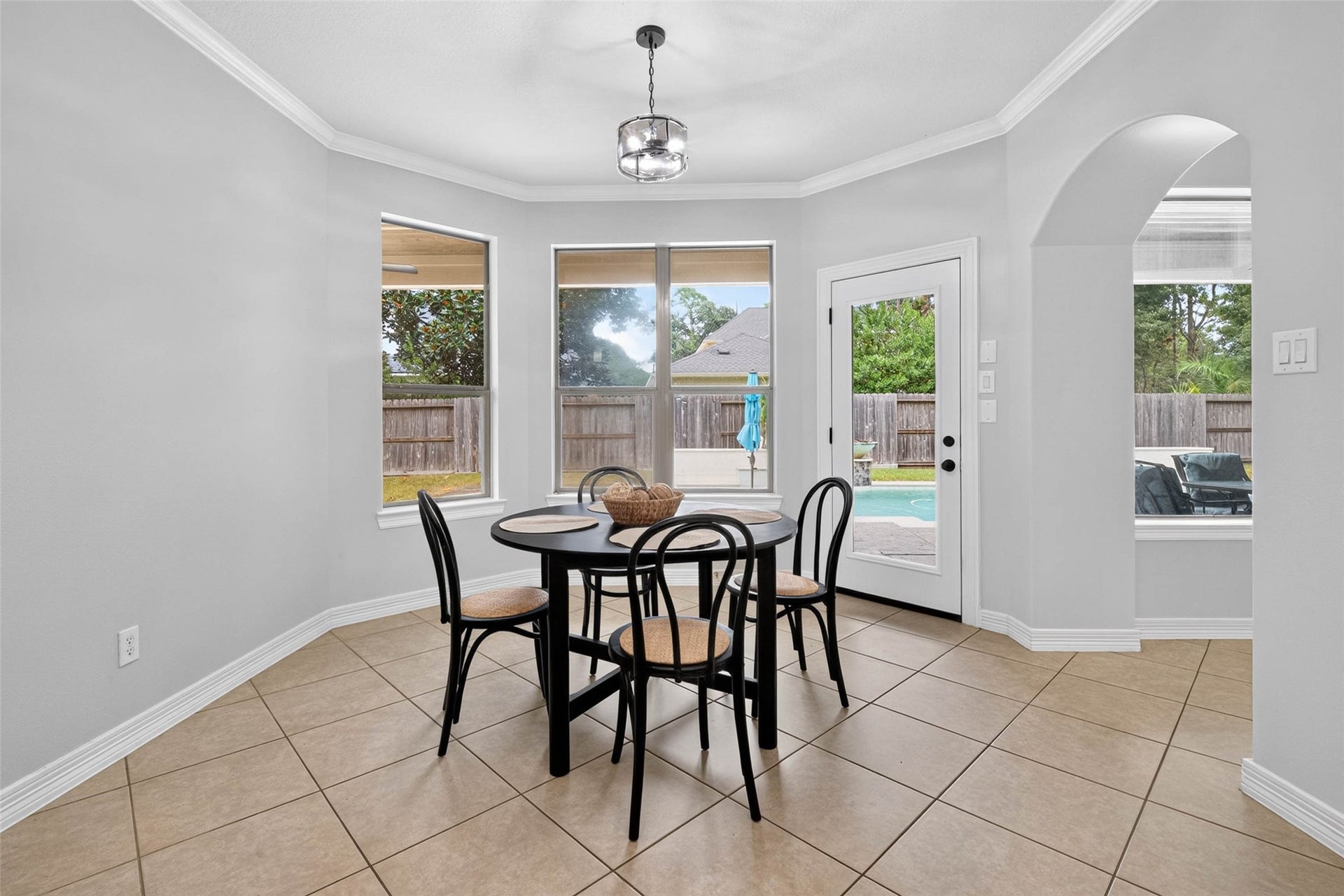 12455 Cedar Breaks Court, Humble, TX 77346 Breakfast Nook