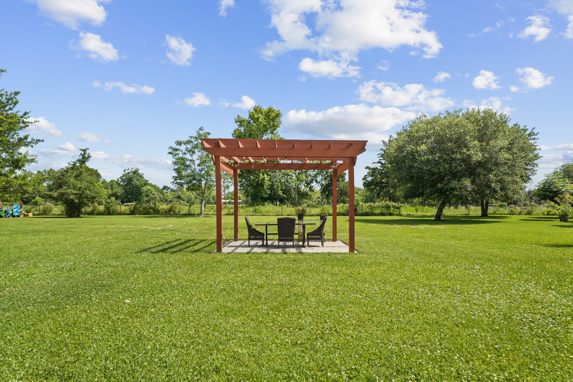 11021 32nd Street, Santa Fe, TX 77510 Pergola: Clean, isolated shot of the backyard seating area