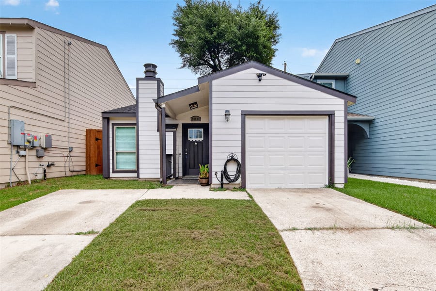 Property photo for 10244 Bridgeland Lane, Houston, TX