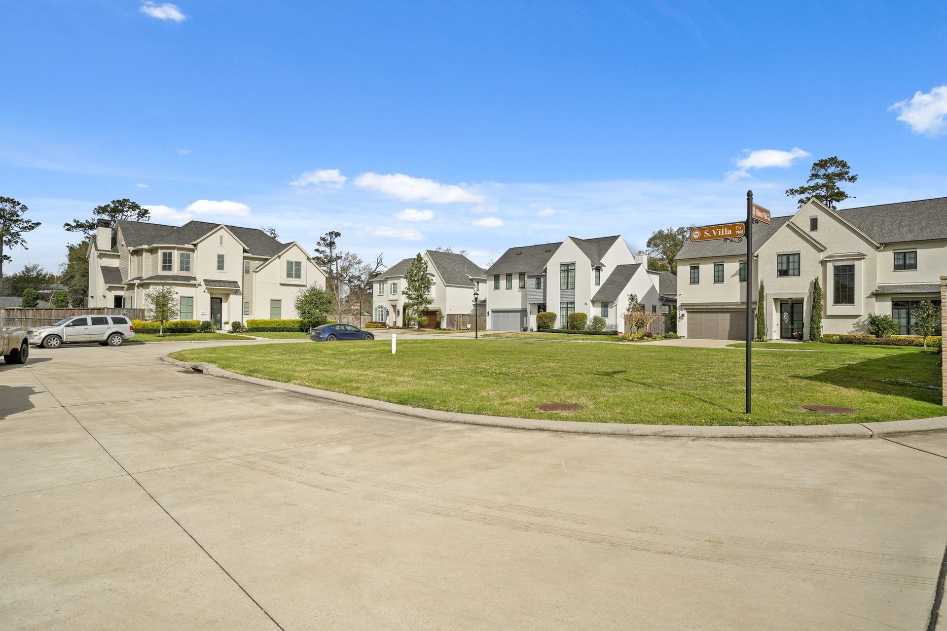 7903 S Villa Circle, Hilshire Village, TX 77055 7903 S Villa Circle, Hilshire Village, TX 77055