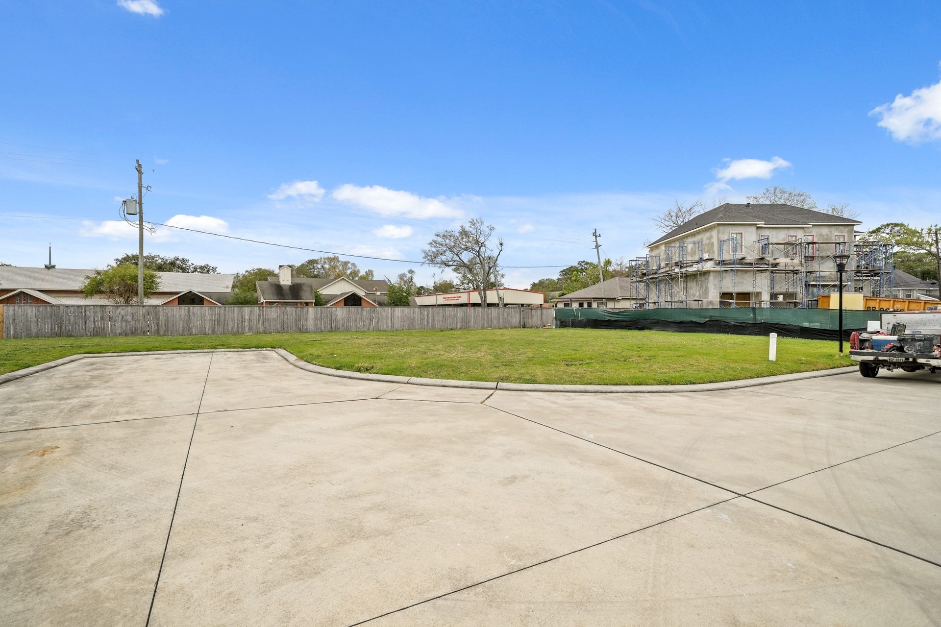 7903 S Villa Circle, Hilshire Village, TX 77055 7903 S Villa Circle, Hilshire Village, TX 77055