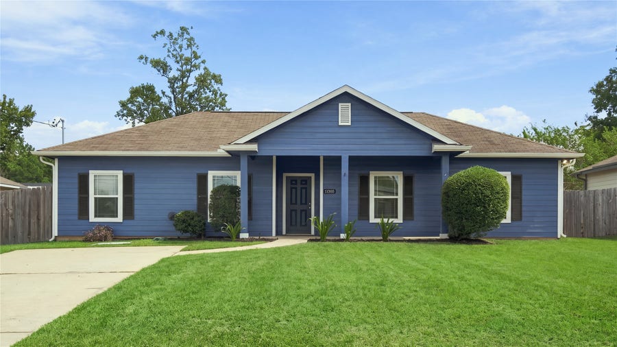 Property photo for 13026 Standing Oak Drive, Willis, TX