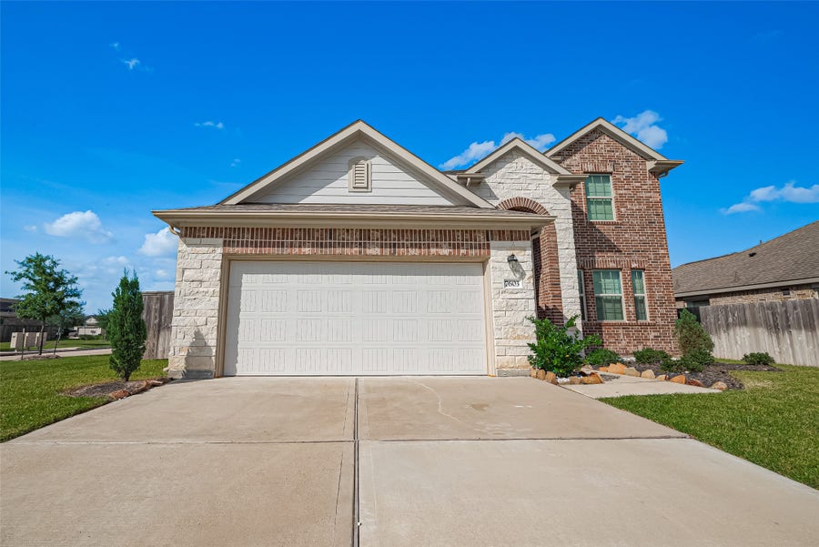 Property photo for 7603 Rainy Valley Lane, Richmond, TX