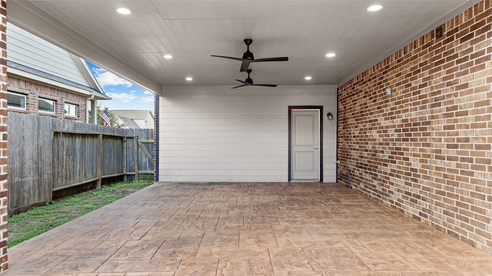 3221 Pepper Stone Court, League City, TX 77539 3221 Pepper Stone Court, League City, TX 77539