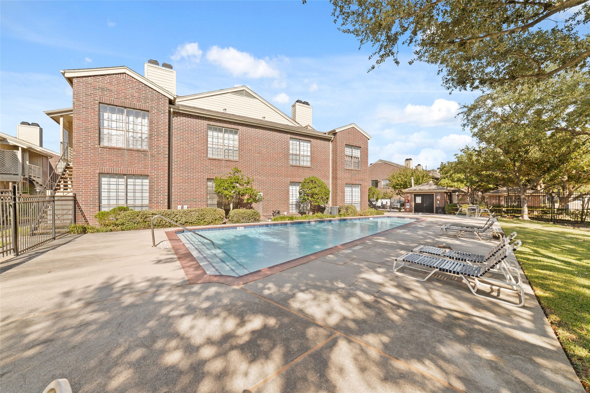 Community pool and spa