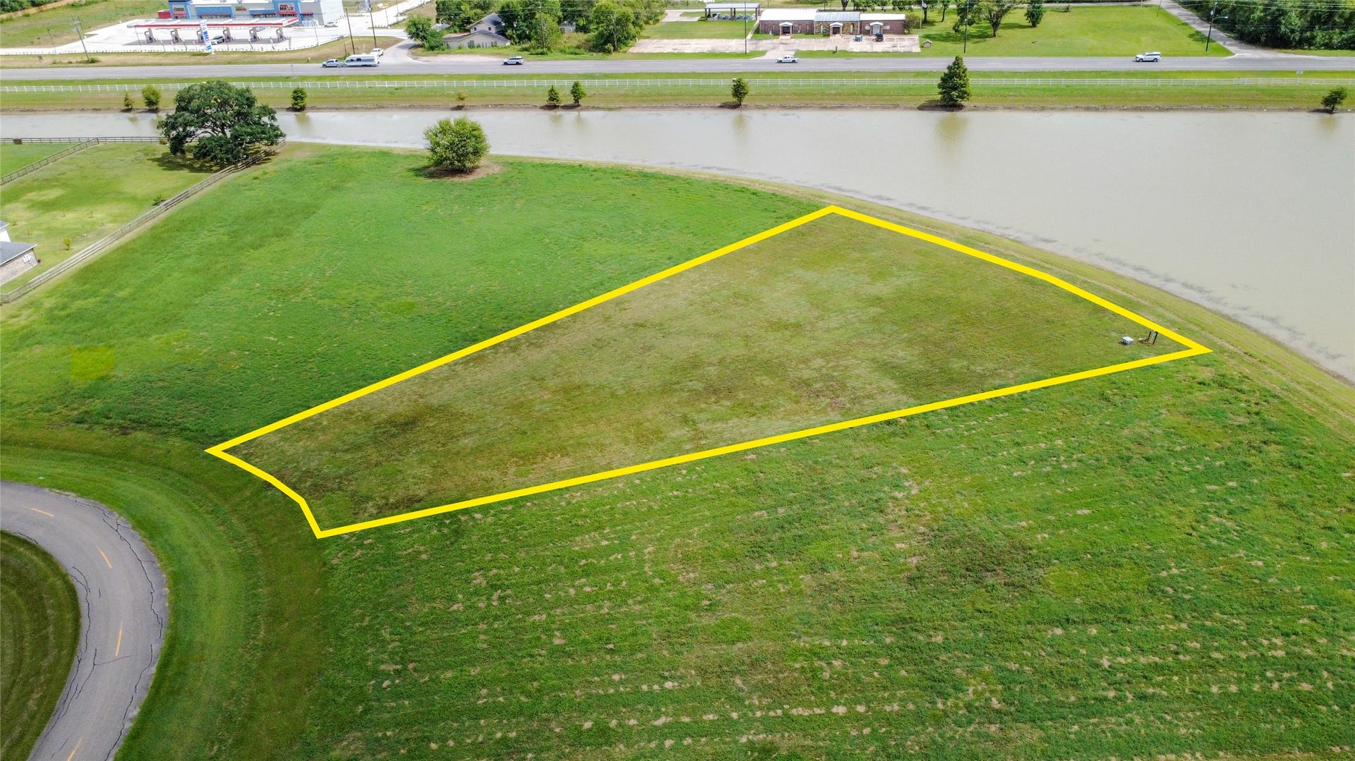 1302 Lakeland Circle, Rosharon, TX 77583 1302 Lakeland Circle, Rosharon, TX 77583