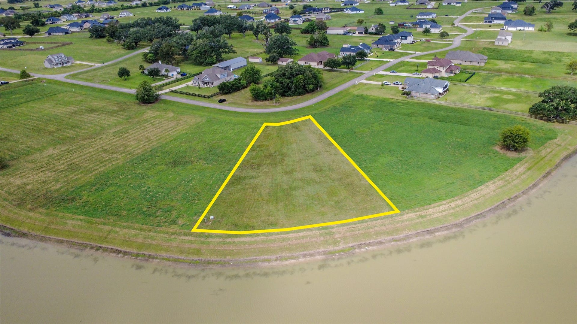 1302 Lakeland Circle, Rosharon, TX 77583 1302 Lakeland Circle, Rosharon, TX 77583