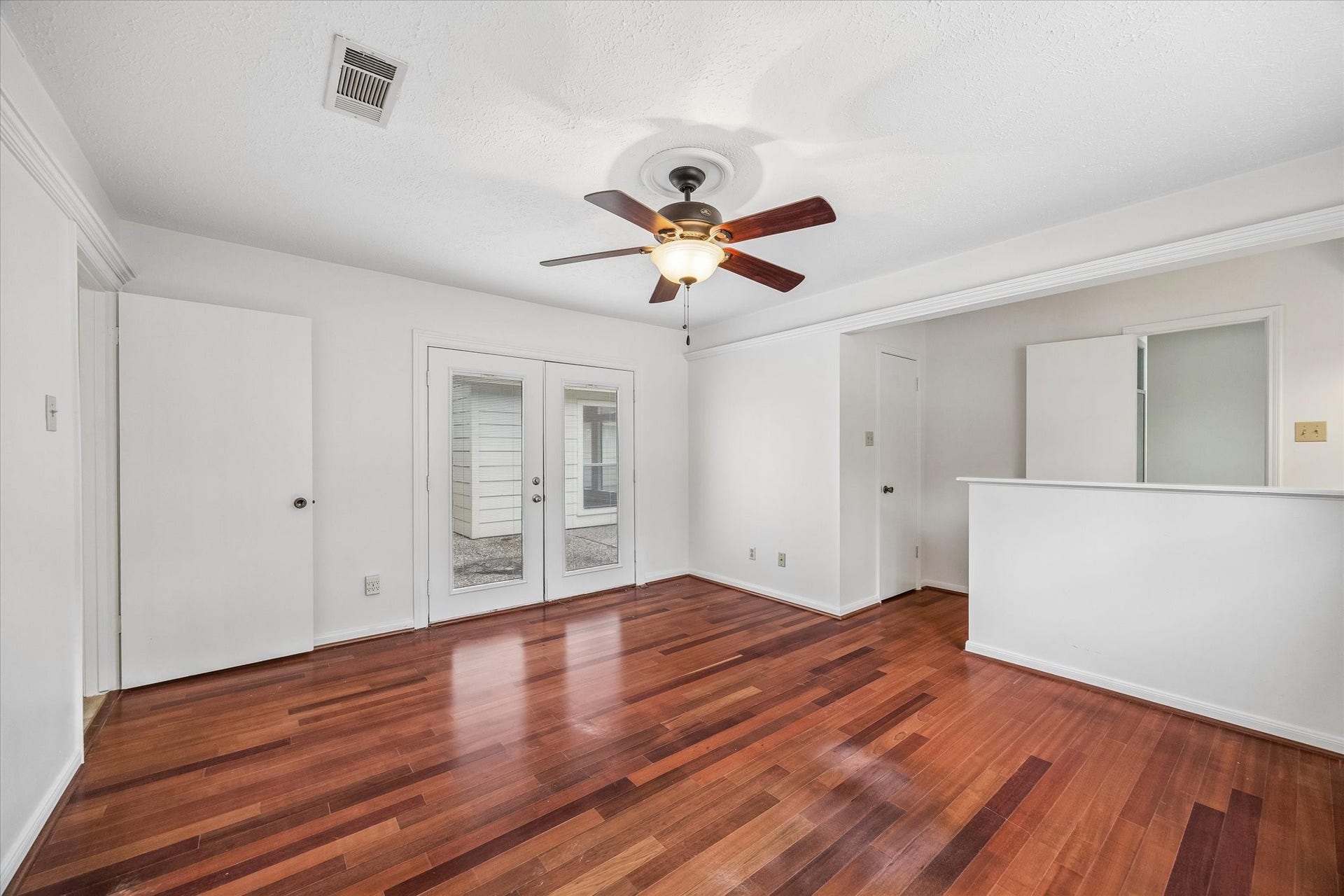 2007 Laurel Hill Drive, Kingwood, TX 77339