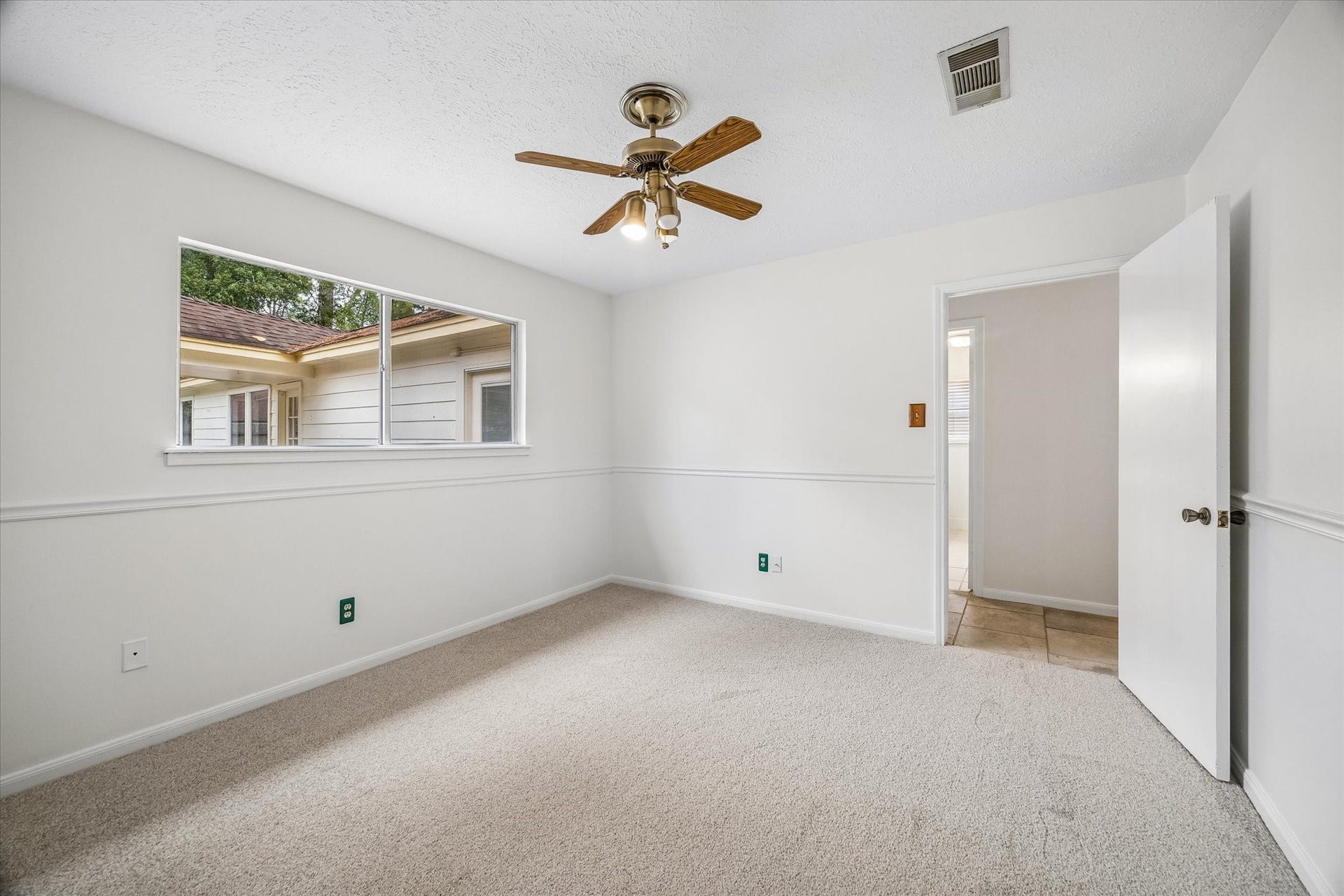 2007 Laurel Hill Drive, Kingwood, TX 77339