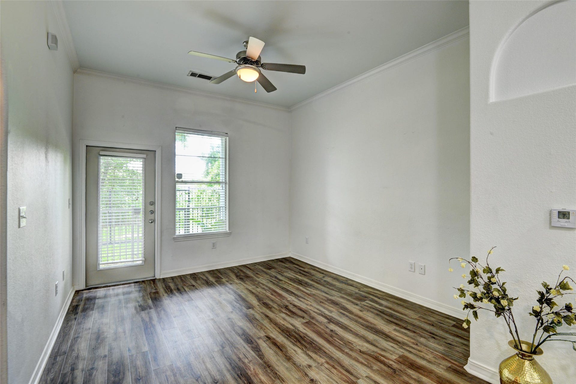 1441 East Street, #107, Houston, TX 77007